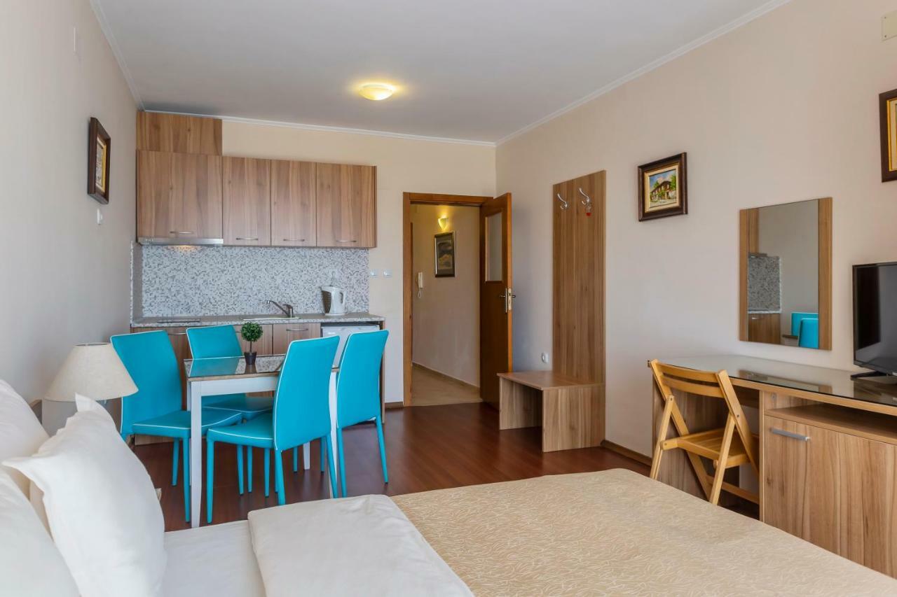 Appartamento La Casa Primorsko Esterno foto