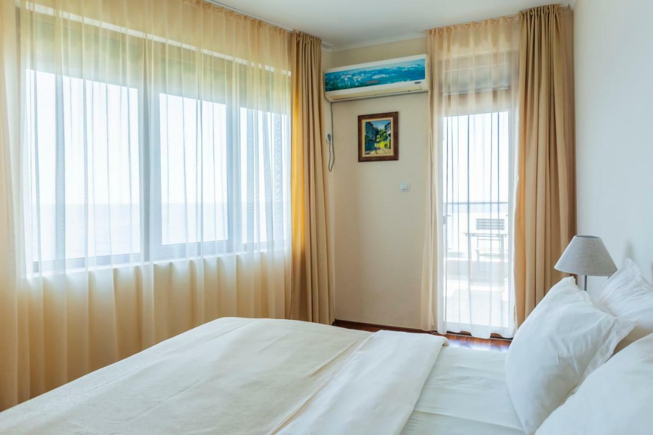 Appartamento La Casa Primorsko Esterno foto