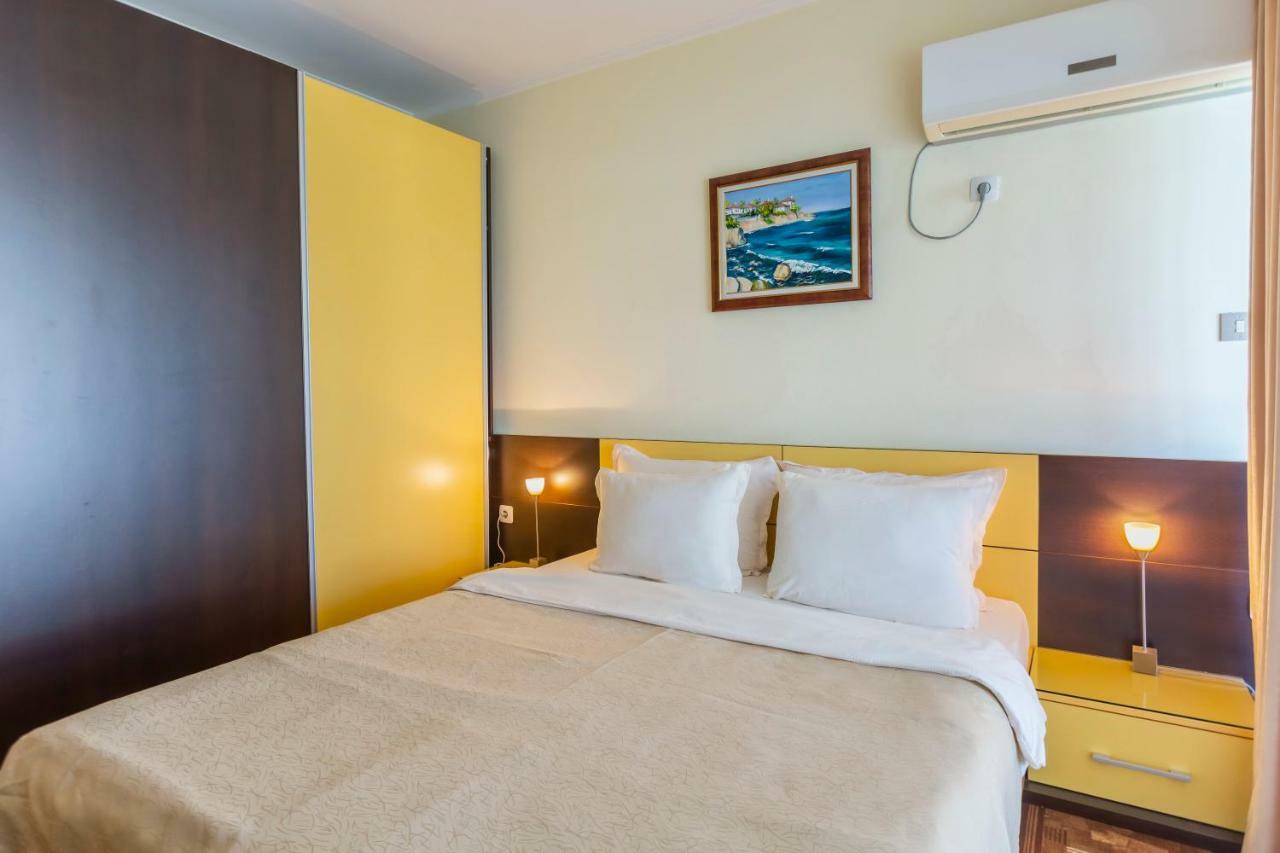 Appartamento La Casa Primorsko Esterno foto