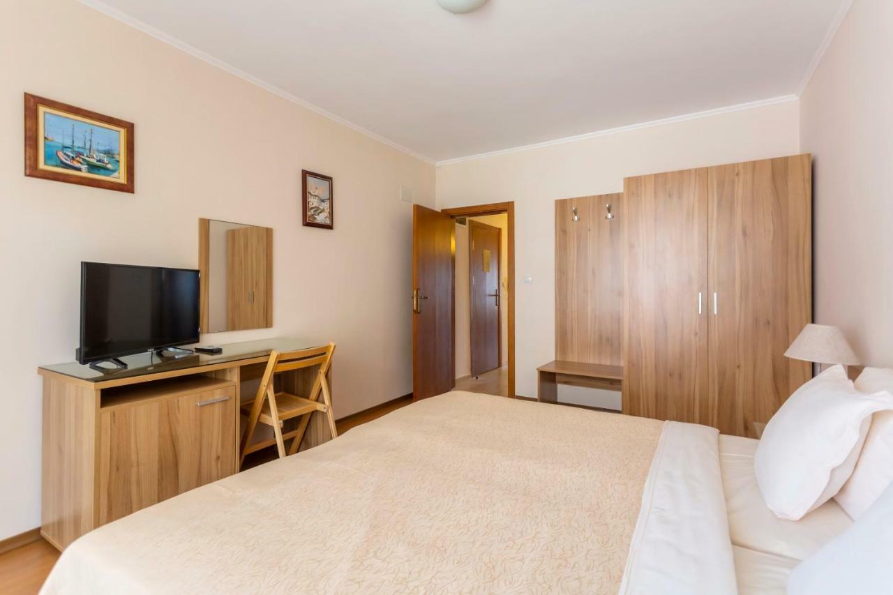 Appartamento La Casa Primorsko Esterno foto