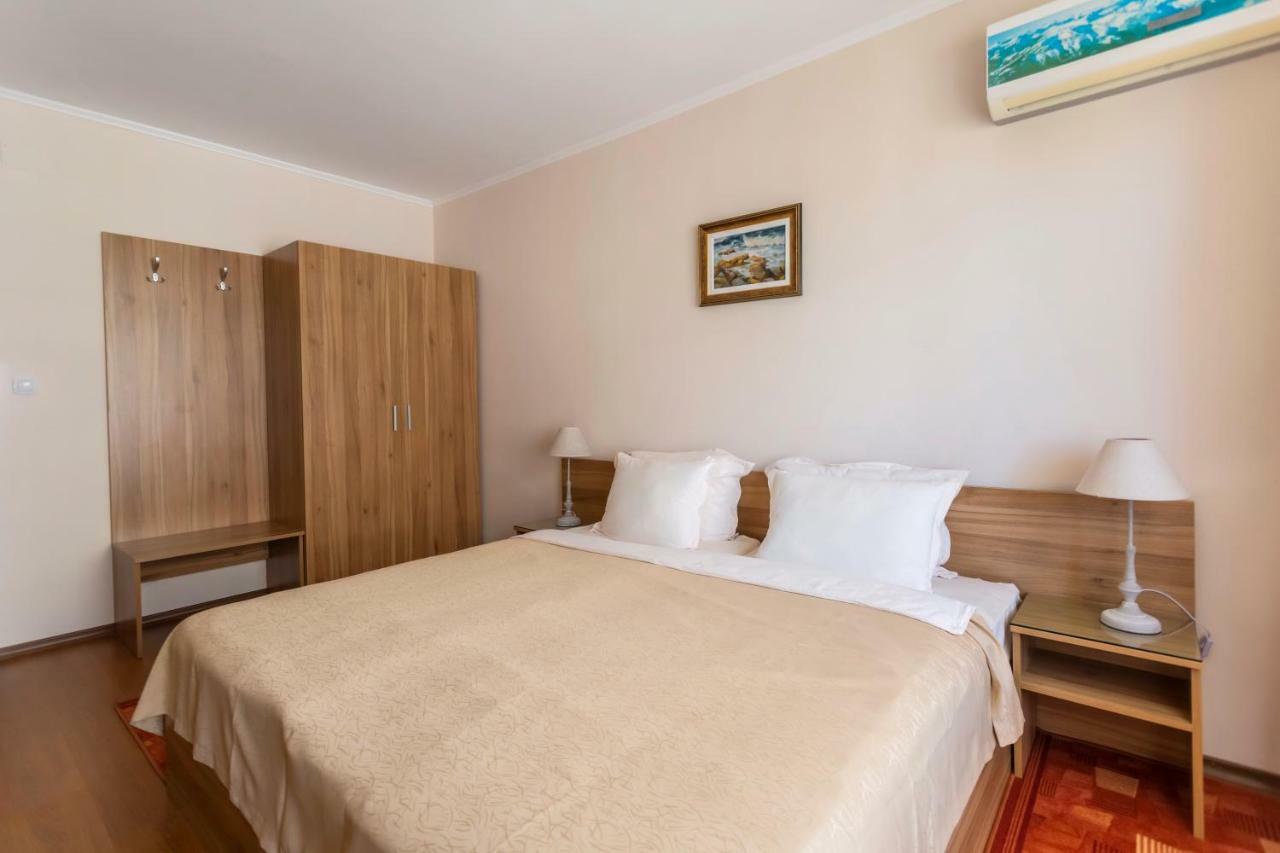 Appartamento La Casa Primorsko Esterno foto